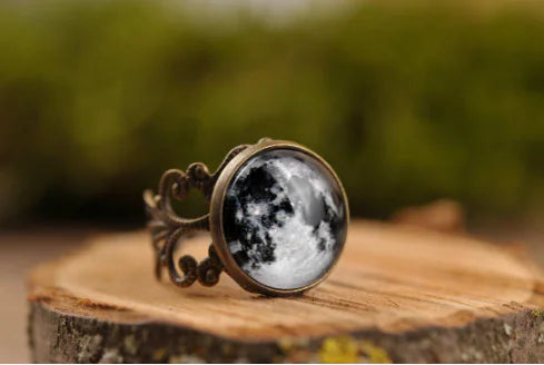 Elegant Gothic Bloodstone Ring